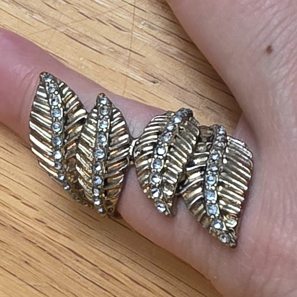 Etsy Vintage Long Rhinestone Leaf Ring Size 7